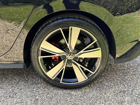 Volkswagen Golf TDI GTD - U10002619