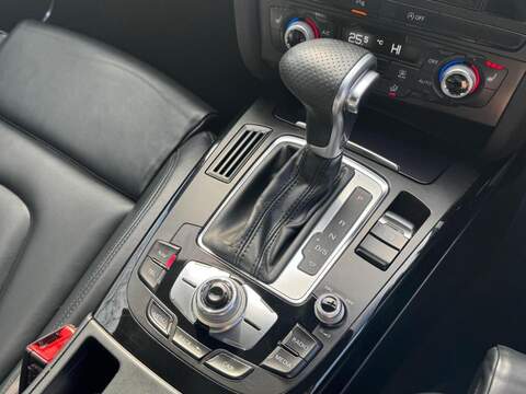 Audi A5 TDI Black Edition Plus - U10002628