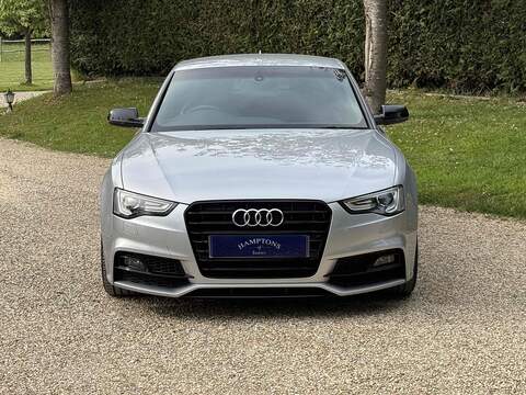 Audi A5 TDI Black Edition Plus - U10002628