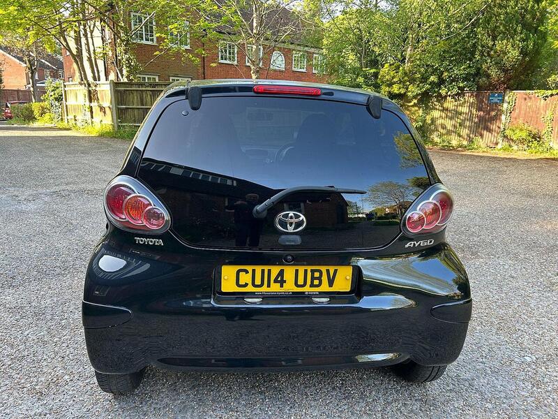 Toyota AYGO AYGO 1.0 VVT-i Mode Euro 5 3dr - U10002632