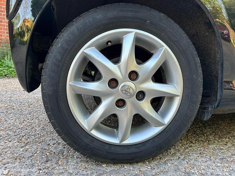 Toyota AYGO AYGO 1.0 VVT-i Mode Euro 5 3dr - U10002632