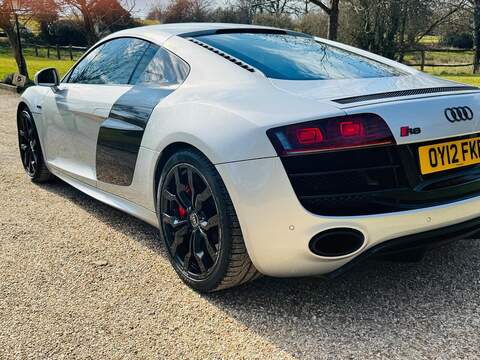 Audi R8 R8 5.2 FSI V10 R Tronic quattro Euro 5 2dr - U10002634