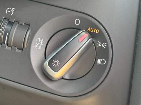 Audi R8 R8 5.2 FSI V10 R Tronic quattro Euro 5 2dr - U10002634