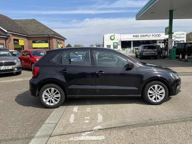 Volkswagen Polo TSI BlueMotion Tech SE - U10002647