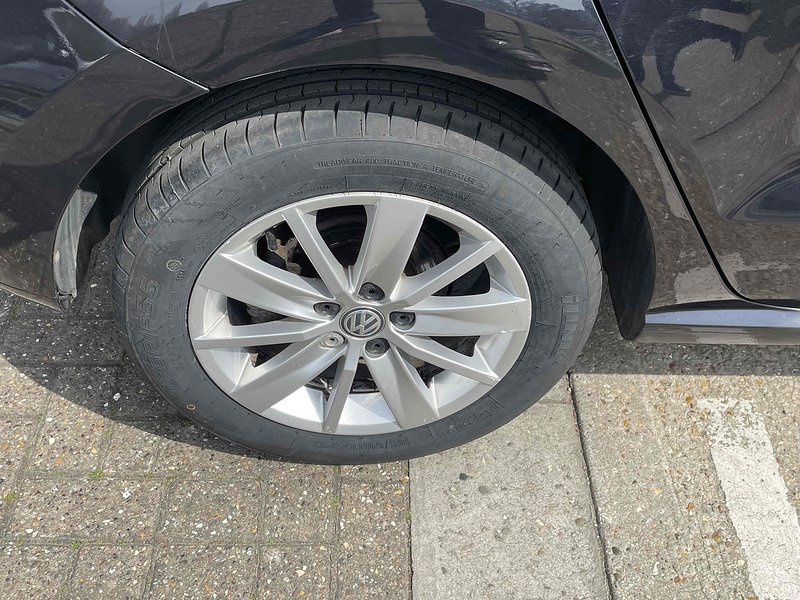 Volkswagen Polo TSI BlueMotion Tech SE - U10002647