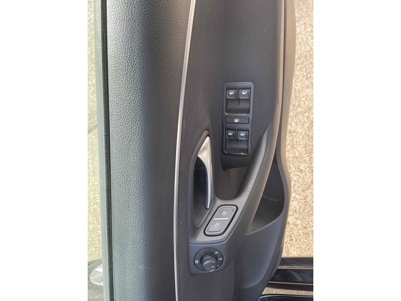 Volkswagen Polo TSI BlueMotion Tech SE - U10002647