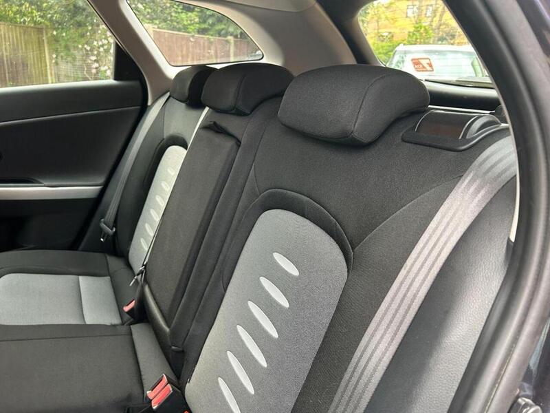 Kia Ceed Ceed 1.6 CRDi 2 Sportswagon Auto Euro 5 5dr - U10002648