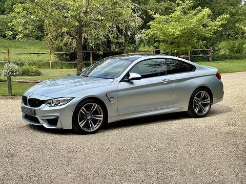 BMW M4 BiTurbo - U10002659