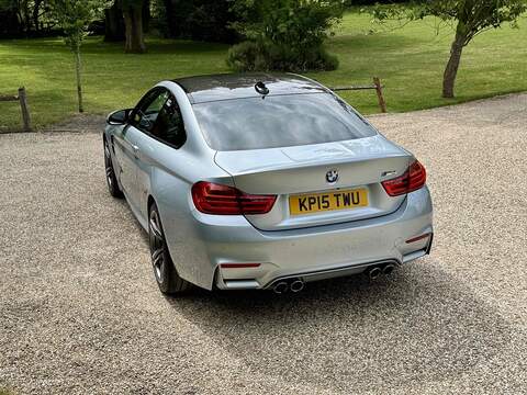 BMW M4 BiTurbo - U10002659