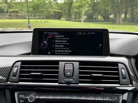 BMW M4 BiTurbo - U10002659