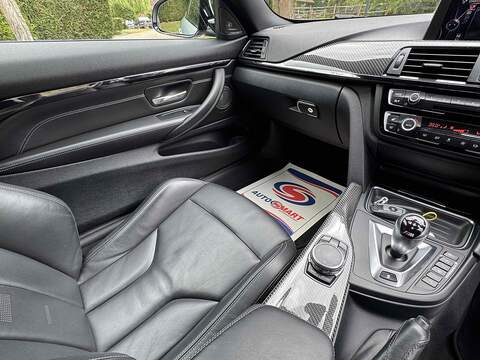 BMW M4 BiTurbo - U10002659