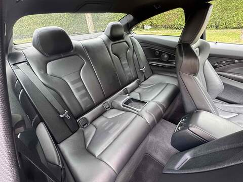 BMW M4 BiTurbo - U10002659