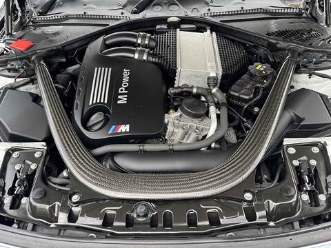 BMW M4 BiTurbo - U10002659