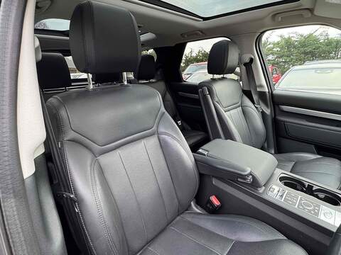 Land Rover Discovery Discovery 3.0 SD V6 Landmark Edition Auto 4WD Euro 6 (s/s) 5dr - U10002669