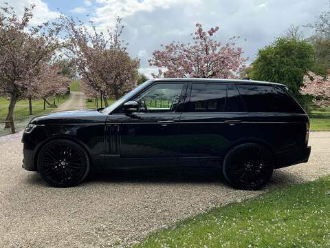 Land Rover Range Rover Range Rover 3.0 SD V6 Vogue SE Auto 4WD Euro 6 (s/s) 5dr - U10002670