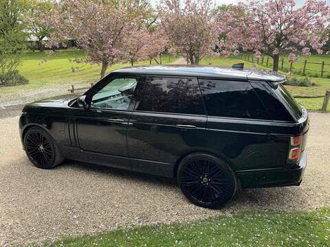 Land Rover Range Rover Range Rover 3.0 SD V6 Vogue SE Auto 4WD Euro 6 (s/s) 5dr - U10002670