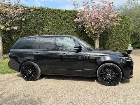 Land Rover Range Rover Range Rover 3.0 SD V6 Vogue SE Auto 4WD Euro 6 (s/s) 5dr - U10002670