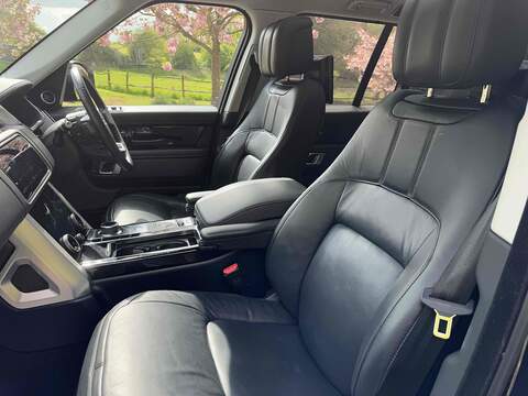 Land Rover Range Rover Range Rover 3.0 SD V6 Vogue SE Auto 4WD Euro 6 (s/s) 5dr - U10002670