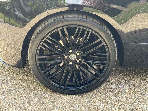 Land Rover Range Rover Range Rover 3.0 SD V6 Vogue SE Auto 4WD Euro 6 (s/s) 5dr - U10002670