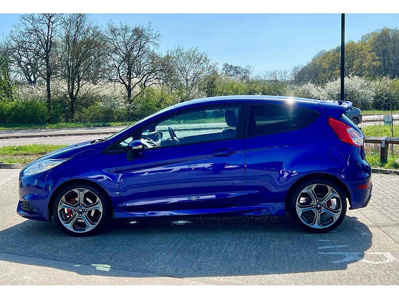 Ford Fiesta T EcoBoost ST-2 - U10002672