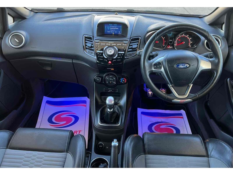 Ford Fiesta T EcoBoost ST-2 - U10002672