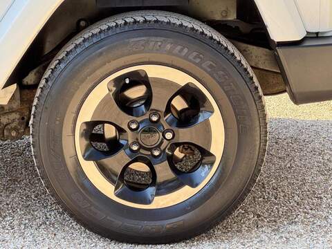 Jeep Wrangler CRD Overland - U10002673