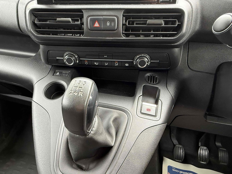 Peugeot Partner BlueHDi 1000 Professional - U10002685