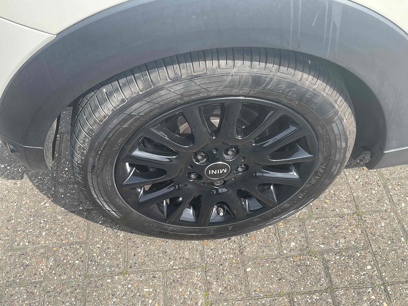 MINI Hatch Cooper - U10002703