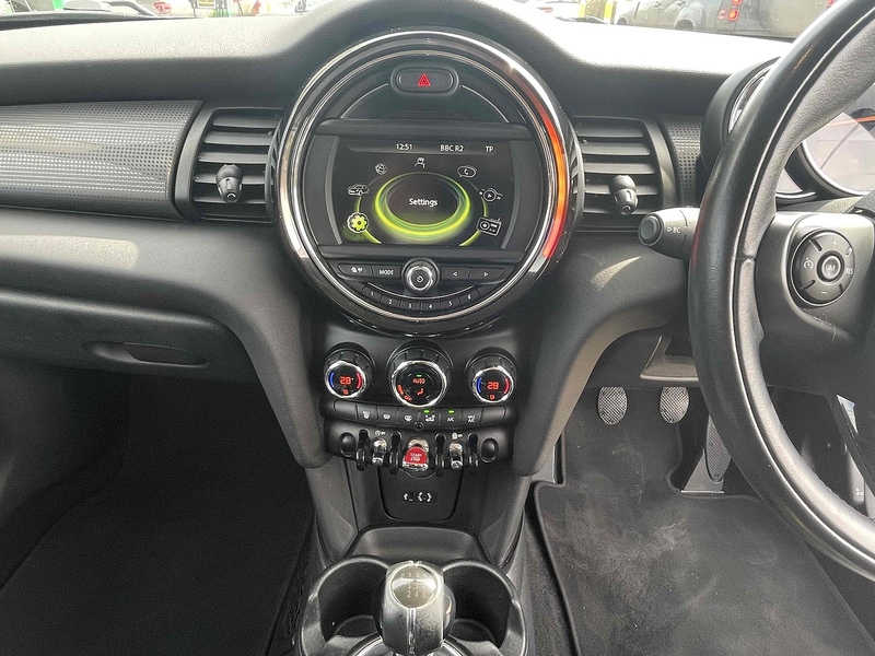 MINI Hatch Cooper - U10002703