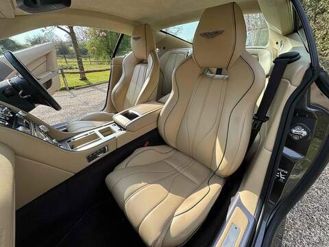 Aston Martin DB9 DB9 6.0 V12 T-TronicII Euro 6 2dr - U10002707