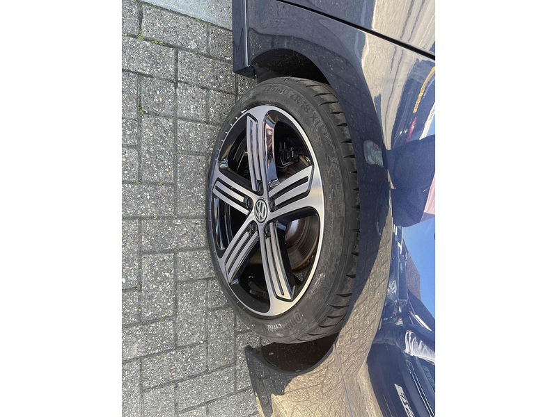 Volkswagen Golf TSI BlueMotion Tech R - U10002710