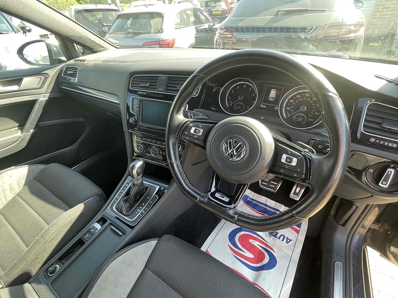 Volkswagen Golf TSI BlueMotion Tech R - U10002710