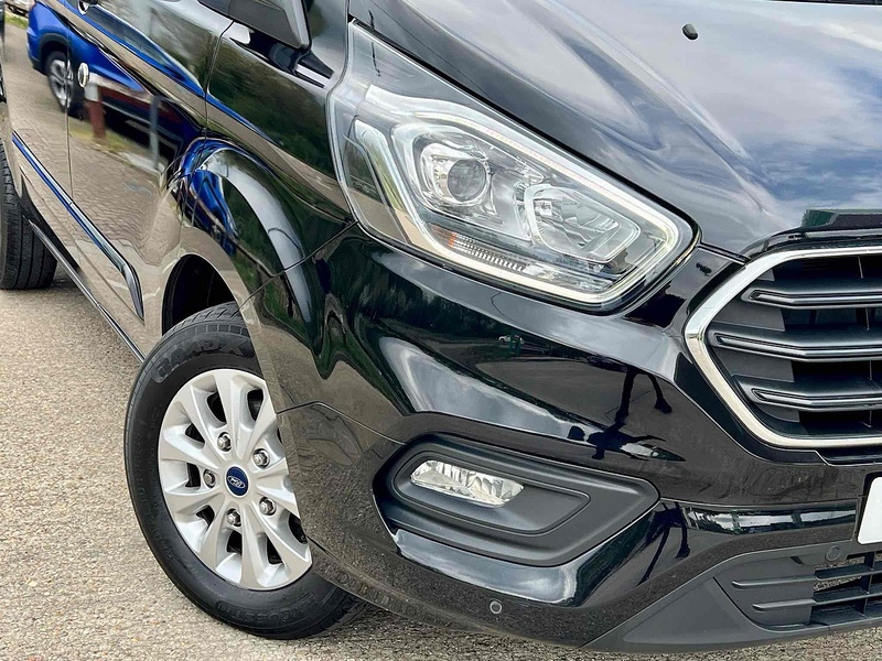 Ford Transit Custom Transit Custom 2.0 300 EcoBlue Limited L1 H1 Euro 6 (s/s) 5dr - U10002714