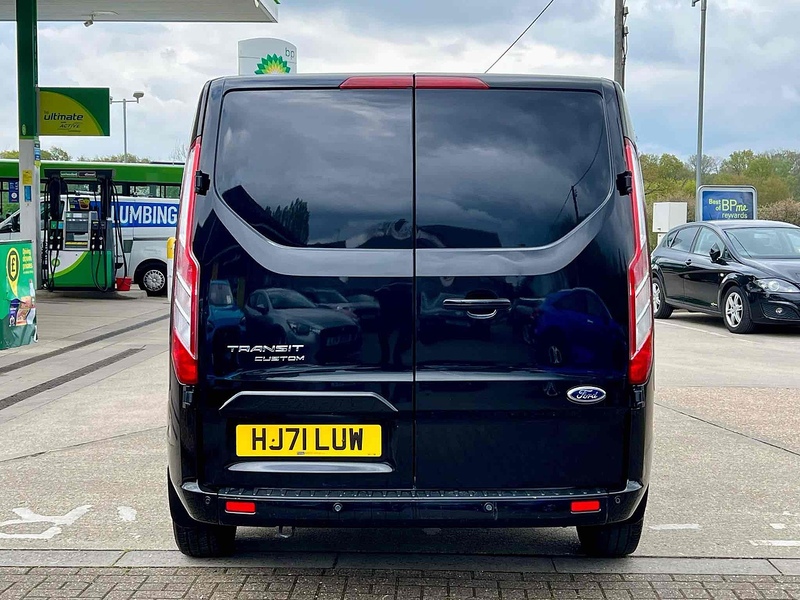 Ford Transit Custom Transit Custom 2.0 300 EcoBlue Limited L1 H1 Euro 6 (s/s) 5dr - U10002714