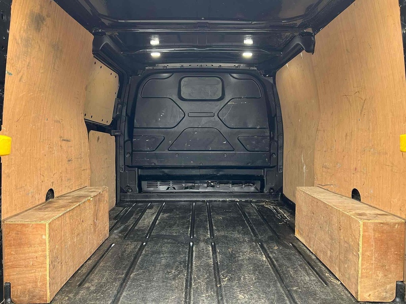 Ford Transit Custom Transit Custom 2.0 300 EcoBlue Limited L1 H1 Euro 6 (s/s) 5dr - U10002714