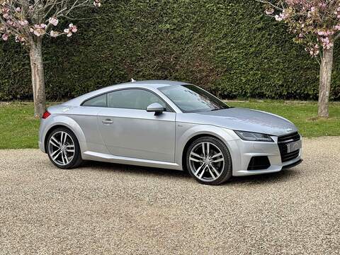 Audi TT TFSI S line - U10002715