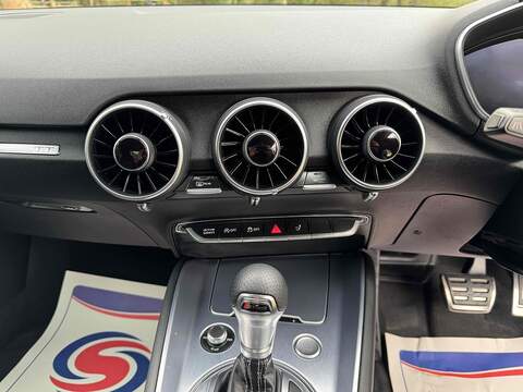 Audi TT TFSI S line - U10002715