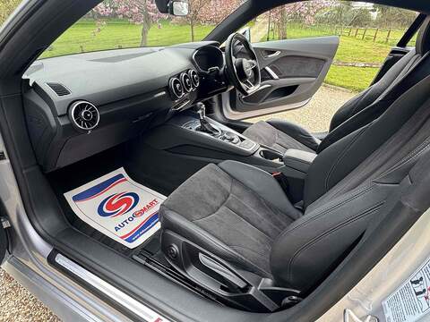 Audi TT TFSI S line - U10002715