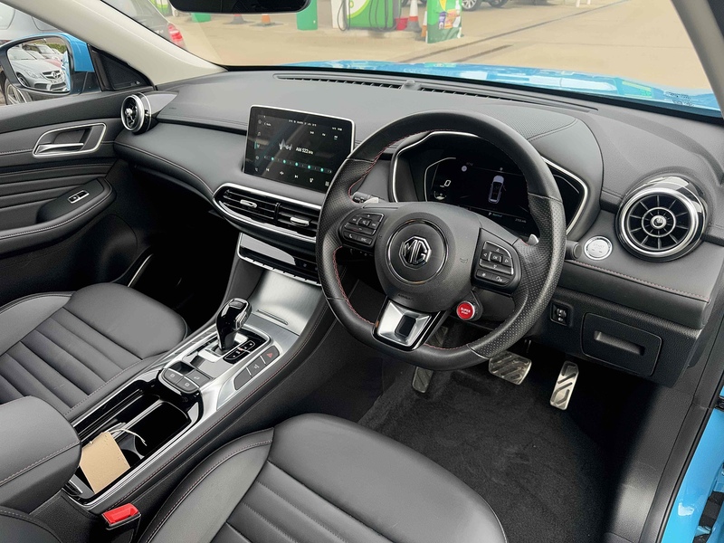 MG MG HS T-GDI Trophy - U10002725