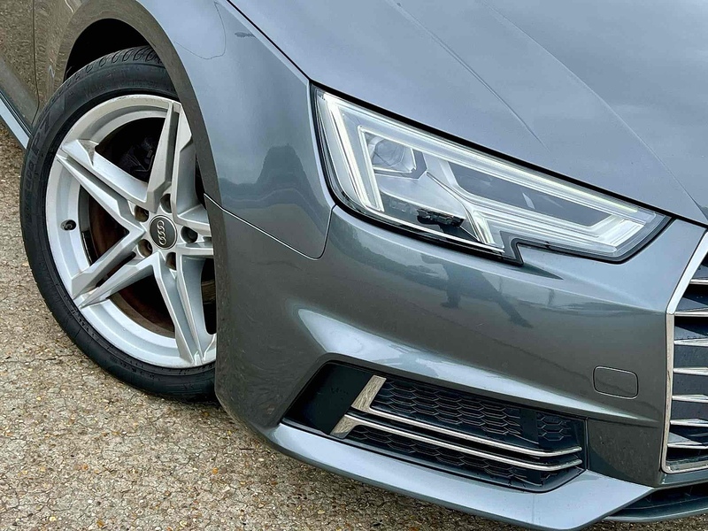 Audi A4 Avant TFSI S line - U10002726