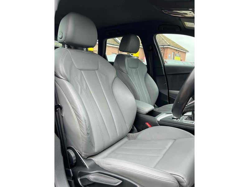 Audi A4 Avant TFSI S line - U10002726