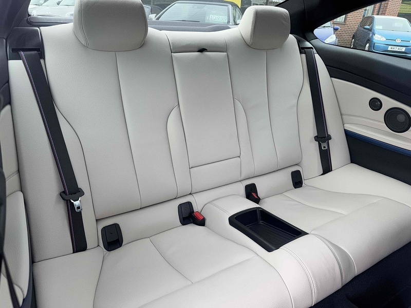 BMW 4 Series 420d M Sport - U10002728