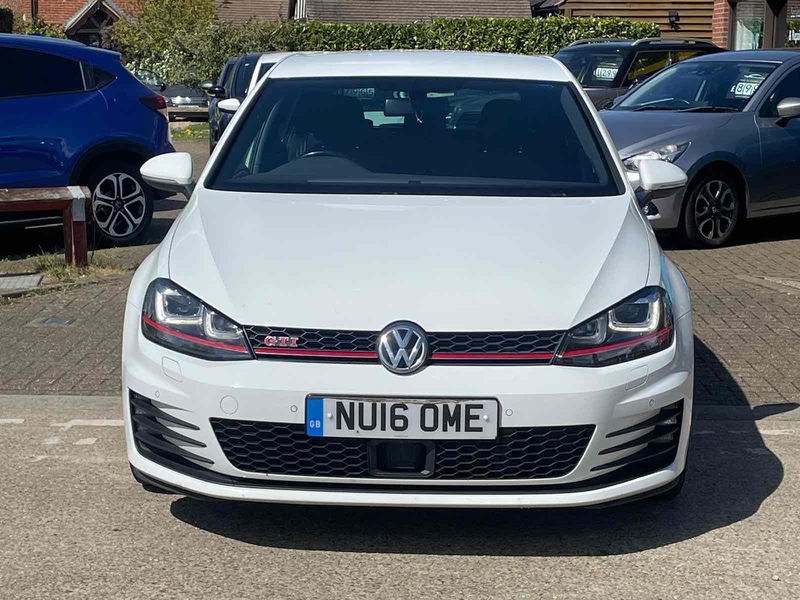 Volkswagen Golf TSI BlueMotion Tech GTI Performance - U10002730