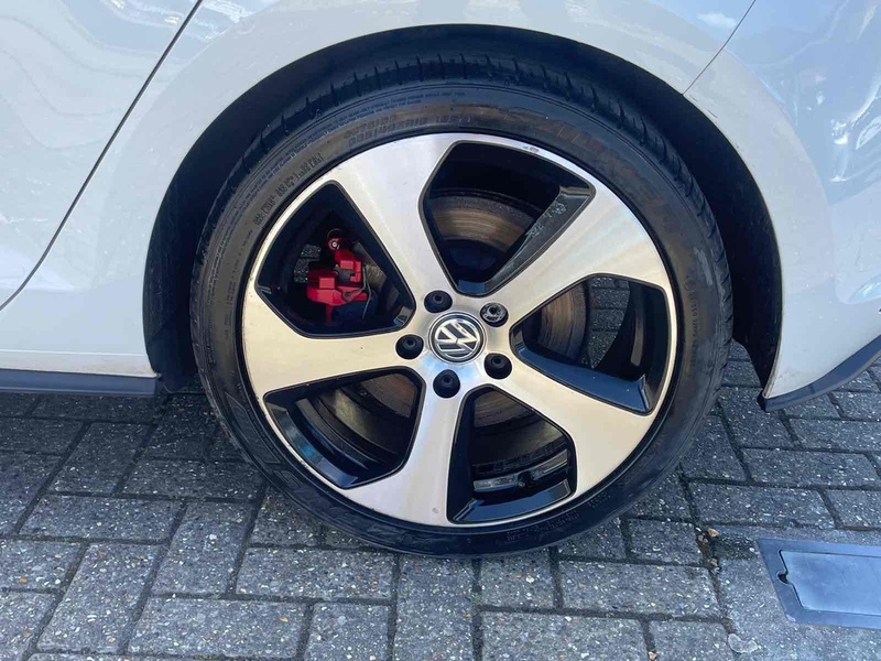 Volkswagen Golf TSI BlueMotion Tech GTI Performance - U10002730