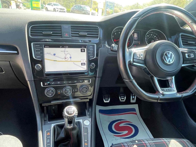 Volkswagen Golf TSI BlueMotion Tech GTI Performance - U10002730