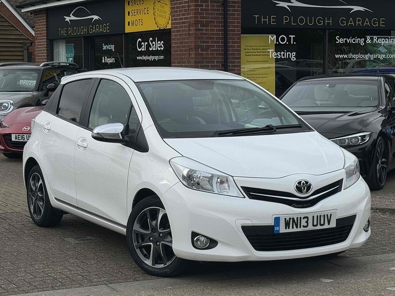 Toyota Yaris Dual VVT-i Trend - U10002736