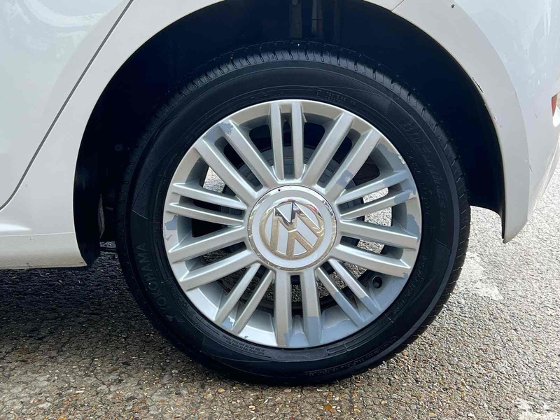 Volkswagen up! up! 1.0 Move up! Euro 6 5dr - U10002741