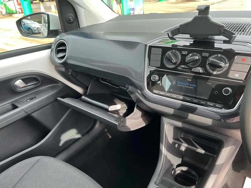 Volkswagen up! up! 1.0 Move up! Euro 6 5dr - U10002741