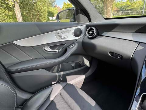 Mercedes-Benz C Class 2.0 C200 AMG Line (Premium) G-Tronic+ Euro 6 (s/s) 5dr - U10002755