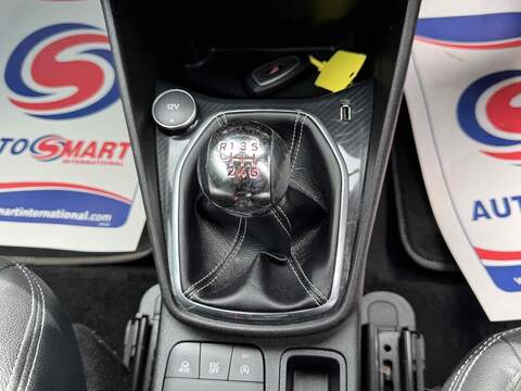 Ford Fiesta T EcoBoost ST-3 - U10002756